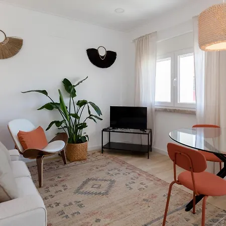 Flh Alcantara Comfy Flat With Balcony Лиссабон