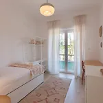 Flh Alcantara Comfy Flat With Balcony